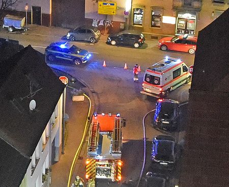 DRK Edingen hilft bei Feuerwehreinsatz in Edingen