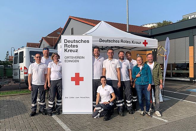 Gruppenfoto: DRK Edingen auf Kerwe 2023