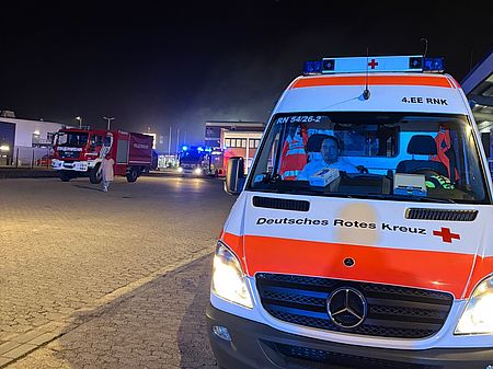 DRK Edingen bei Feuerwehreinsatz